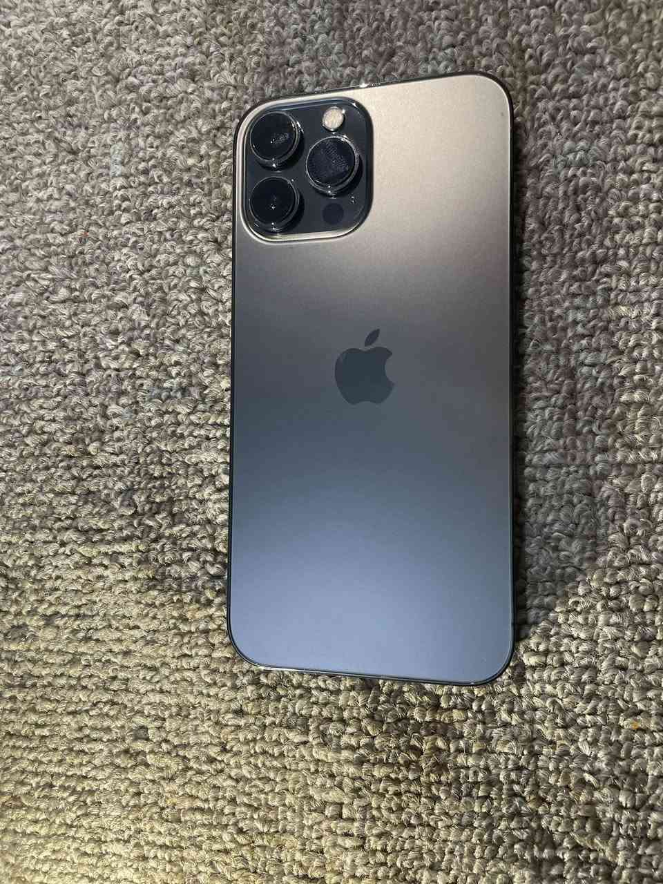 السلام عليكم
آيفون ١٣ برو ماكس امريكي للبيع 
ذاكرة ٢٥٦
نضافه فول 
ما مفتوح ما مبدل اي قطعه بي 
بطاريه ٨٤ اصل ما مرفوعه 

السعر ٧٢٥ وبي مجال بسيط 
مكاني بابل الحمزه الغربي 
للأتصال ***********
