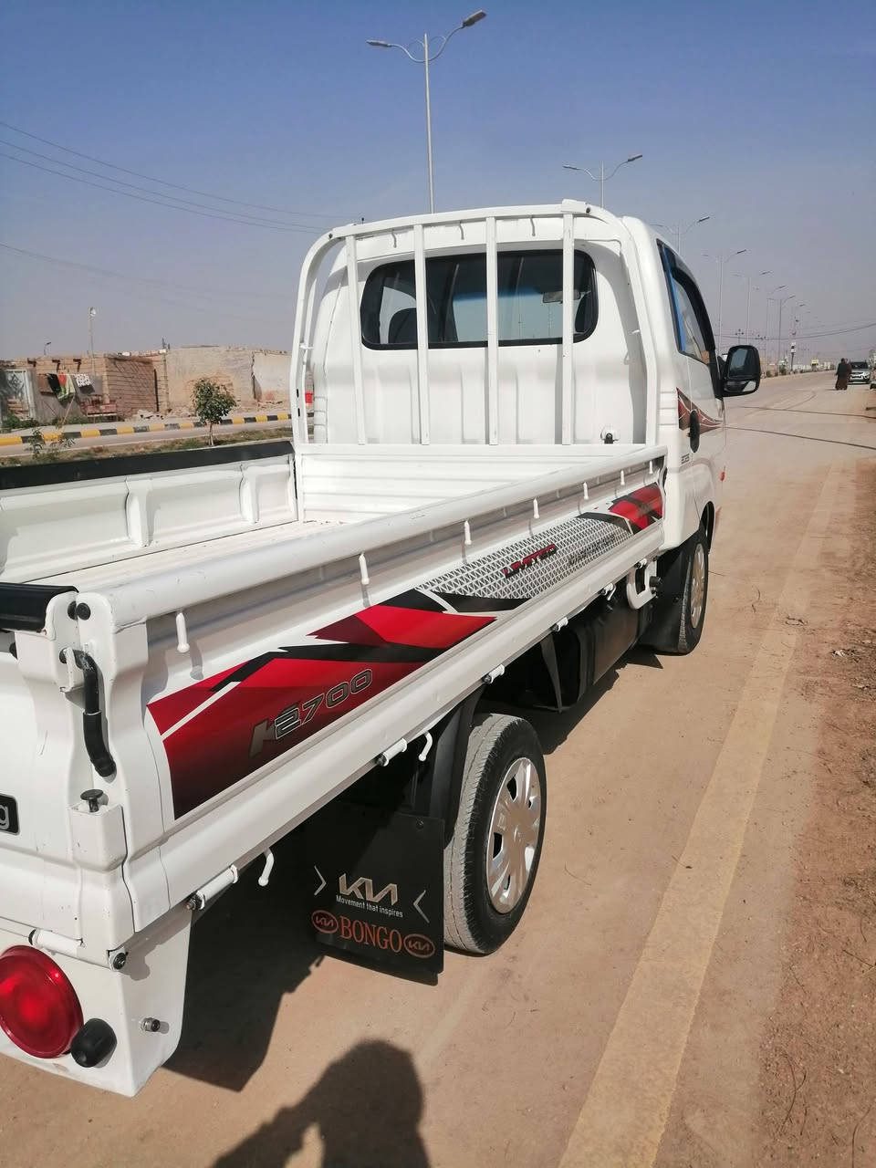 السلام عليكم من رخصه الادمن المحترم 
كيا بنكو 2018 متومه متومه دخول جديد بيه ارقام وسنويه طبق الأصل وكاله بسم المشتري حصه كاز بكل المحطات  رقم اربيل الانكليزي الجديد سياره ما مشتغله بالعراق بعدهي زيرو مكينه كير ضربه صبغ كله كفاله جاهزه ماتخسر عليه ولا دينار تبريد تدفئه كهربائيات كله جديد سياره شركه كارتون  السعر 65 ورقه 
***********
