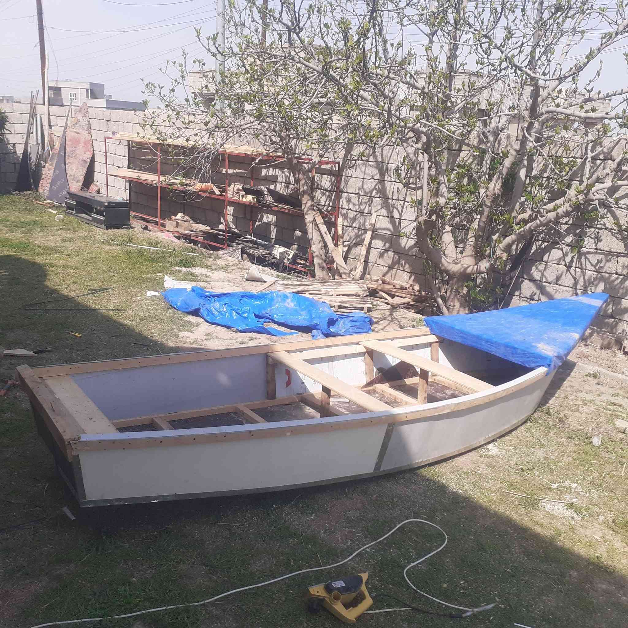 السلام عليكم يوجد عندنه بلم للبيع تشيال السعر 375 الاتصال  ***********
