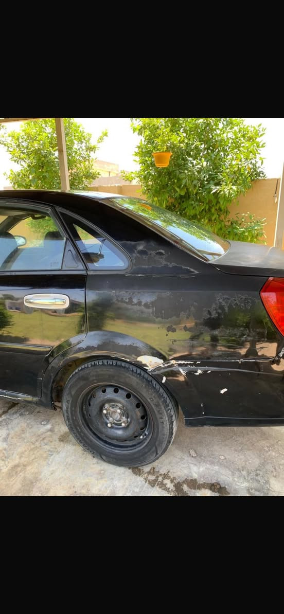 البيع وبتر ة مديل2006 محرك وكير خير من الله تبريد عوزه بس غاز  جنطه صبغ وجاملغ نص سعر 43بيه مجال ***********
