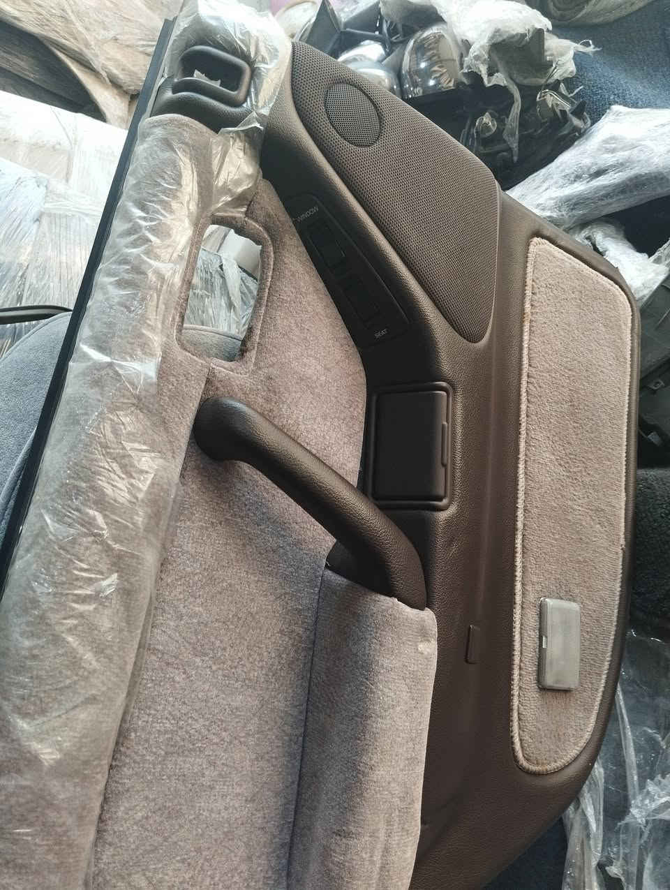 بطاين أرنب سيدان العنوان بصرة ***********
