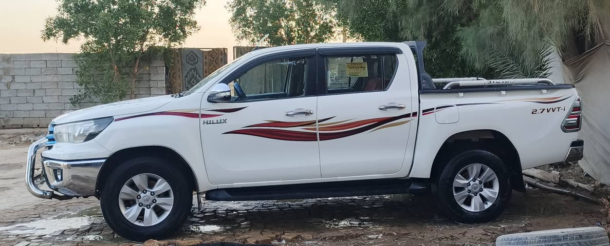 السلام عليكم فرويل للبيع كويتي موديل 2016 كير عادي تدفئه تبريد كامره خلفيه سنويته ال 28 مكفوله كفاله عامه ماعد شبر بارد يم البك الايت بسمي رقمه مثنى نكليزي مكان ال سياره الدوانيه قضاء الحمزه الشرقي رقم الهاتف شراي ينتصل ***********
