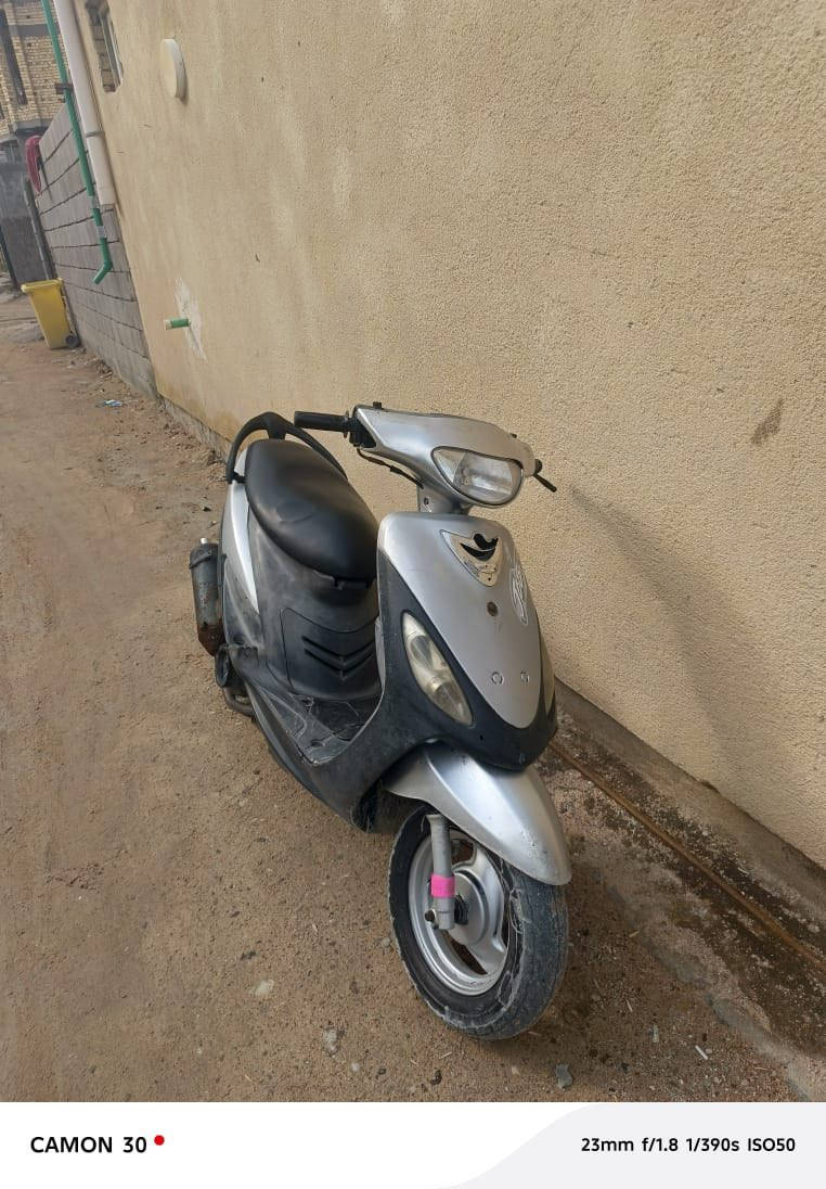السلام عليكم ماكس قجمه للبيع مكلف بلنشر دراجه بوشه49مفتوحه يرادلهه ترتيب السعر 450وبيهه مجال للشراي مكاني البصره الجزيره ***********
