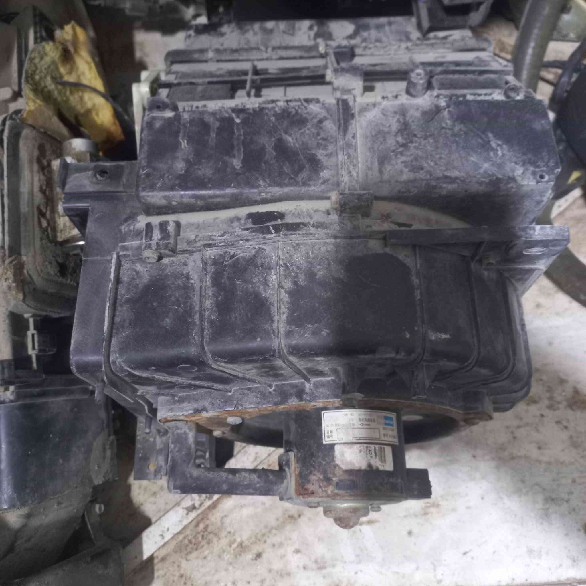 سلام عليكم حبايب ادوات شيري a5  تفراعات محرك ابلاد كنبريسر راديتر داينمو عقل ابلاد طابو
 كه بيه كازكيت ع بغداد *********** @ $
