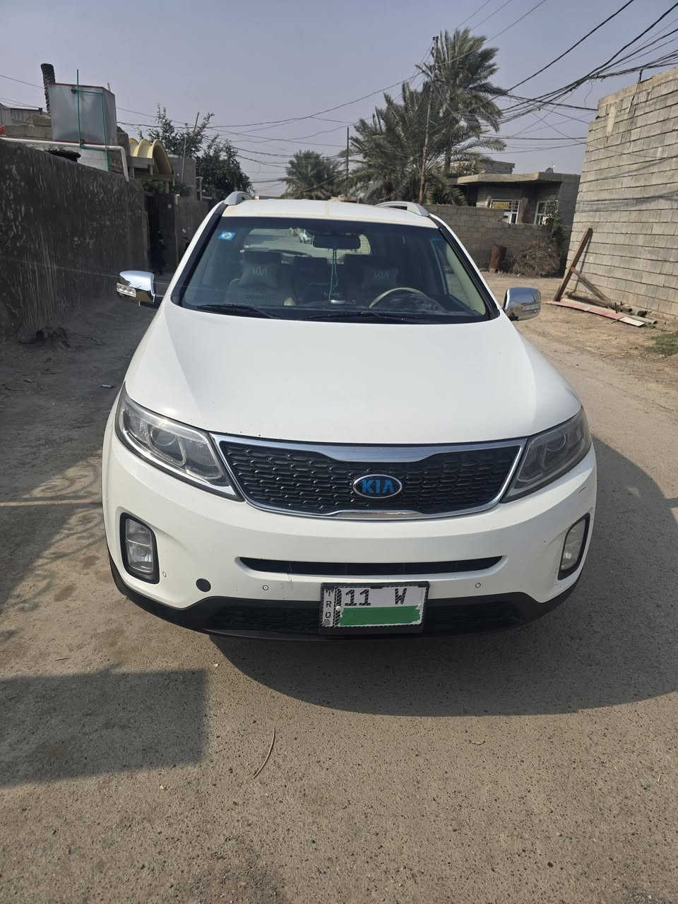 سورنتو ٢٠١٥ خليجي
فول موصفات 
محرك ٦ سلندر 
٧ راكب 
رقمها بغداد انكليزي 
بصمه ابواب وتشغيل 
مري شفط 
كشن كهرباء 
كير ومحرك مكفول 
تخم تايرات جديد 
العنوان / صلاح الدين قضاء الضلوعية 
التواصل عن طريق الهاتف /***********
***********
