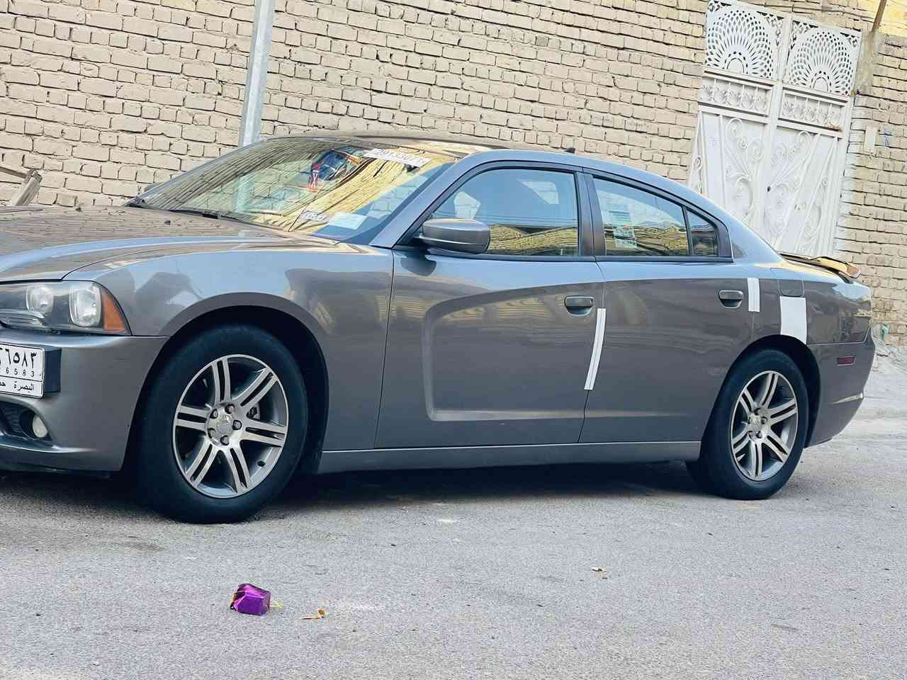 سلام عليكم جارجر للبيع السياره بأسمي جاهزه من كلشي فقط الباب الخلفي صبغ والباقي كفاله مكانها العماره عارضها ١٣٥ وبيها مجال ***********
