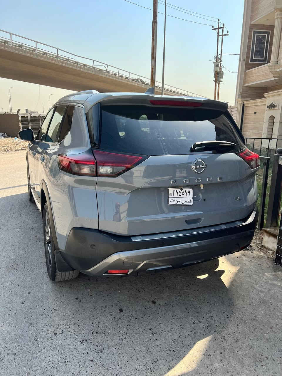 سلام عليكم نيسان روج 2023 سياره فول مواصفات لتخته فئه SL سياره مرقم بغداد باسمي تحويل ثاني يوم سياره حادثه بس بنيد صبغ وربع جاملغ صبغ بدون تبديل سياره تصليح درجة اولى على ايدي مو تجاري سياره كامله من كلشي كامرات رادرات خير من الله كلش جديده ونظيفه ماشيه 41 الف عنوان بغداد لسعر 190 ورقه وبيها مجال رقم الهاتف ***********
