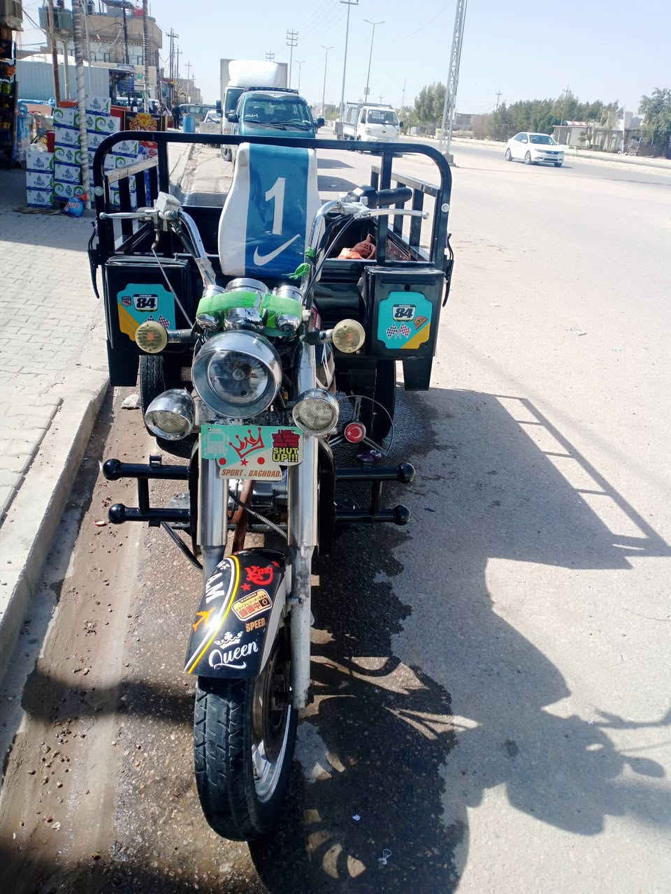 سلام عليكم ستوته للبيع موديل ٢٠ اوراق أصولي دراجه جديده محرك صارلي ١٥ من شاده ستوته مال جناي سعر مليونين وميه بيه مجال مكاني حي ميسان رقم ***********
