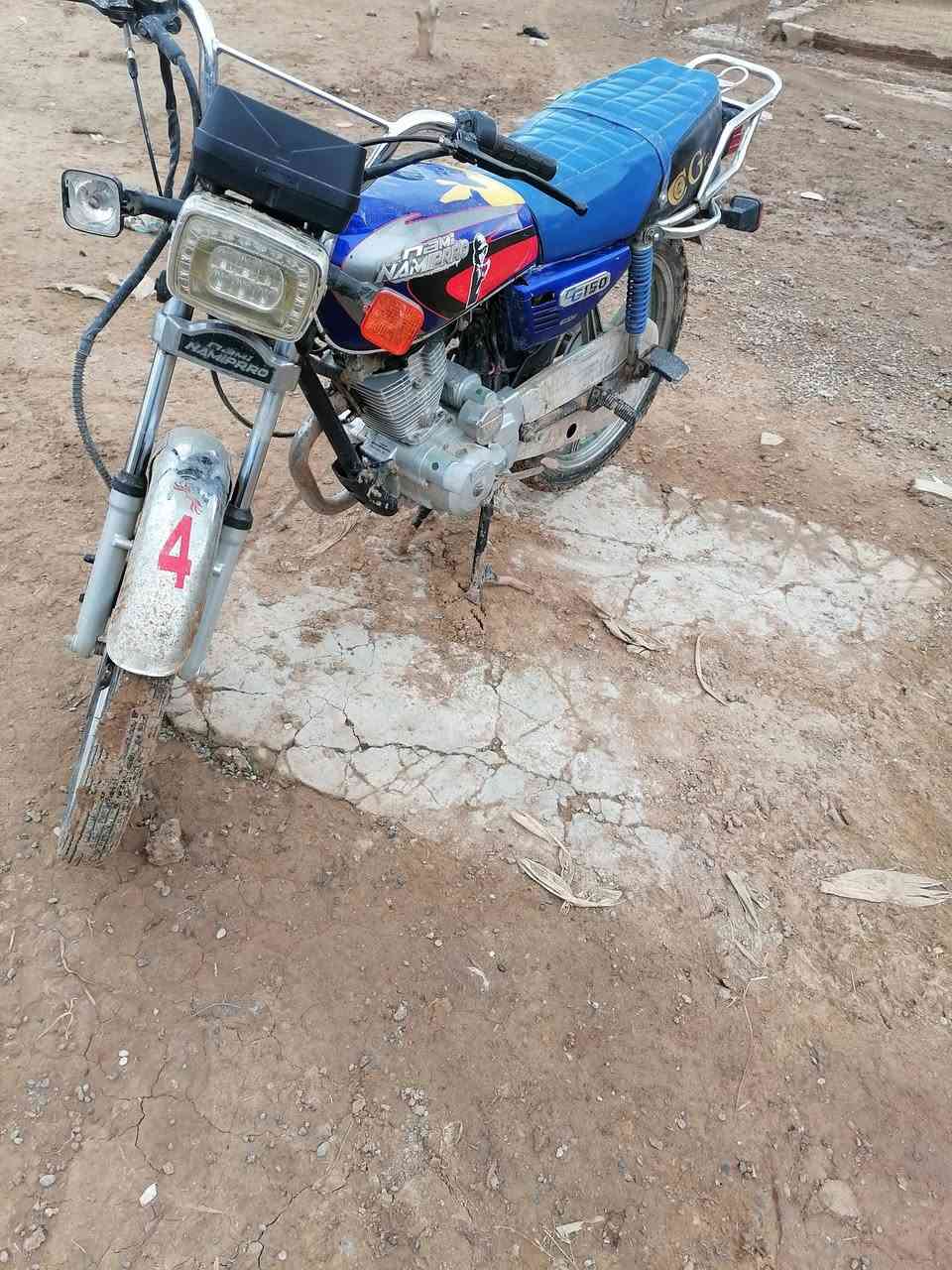 السلام وعليكم
ماطور نامي برو  للبيع موديل 2020 مابي تنقيص سعره 325 وبي مجال المكان ناحيت الرياض .***********
