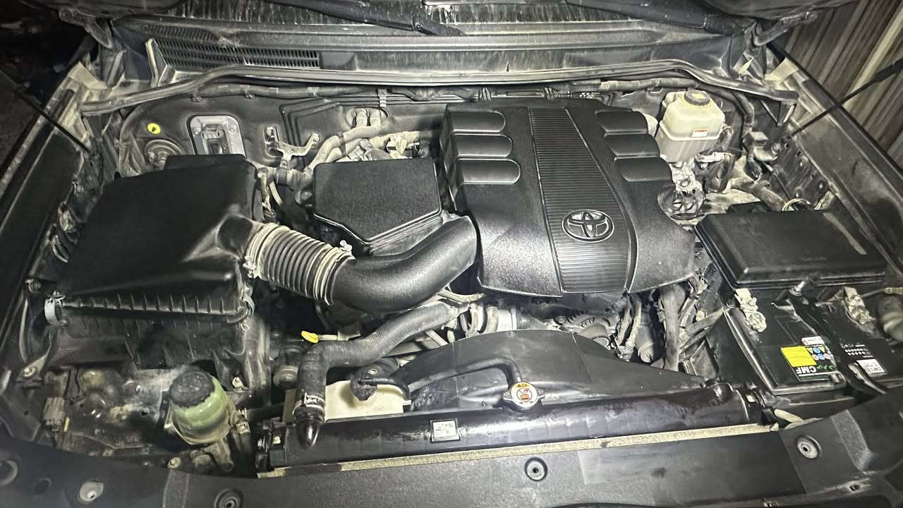 السلام عليكم 

اليوم تم تحوير مروحة لتيوتا لاندكروز 2020GXR محرك 6V

شباب المروح BMW نضام برشلس مو فحمات ونضام المروحة يكون تدريجي 8سرعات  وتشتغل نضامين وية التبريد وع الحماوة والحماوة تدريجي يعني اول متشغل السيارة طافيه المروحة اول متبدي تحمة تشتغل المروحة 20% وراها تصعد تدريجي ومن تشغل تبريد تشتغل بنسبه 50%
والمروحة الماني اصلي والكارت كذالك وابد متوكف المروحة بيها نضام اي شي يصير المروحة تشتغل فول ويدك جرص يعني ابد متوكف لمروحة والمروحة تكعد داخل الحاضنه يعني تكعد كعده بلاديه الحاضن يبقه نفسة  
الايجابيات 

١-زياده عزم السياره 
٢- تبريد اقوى 
٣-راحة المحرك 
٤-ثبات الحماوة 
٥-تنميرات الكير تنزل بشكل سلس مع نزول الرون بالسرعات العاليه 
٦- صرف بانزين يقل 

والسلبيات 

مابيها اي سلبيات اكو سلبيات بغير مرواح  الفحمات تموت الباتري وتسحب تيار وتوكف ع اي لحضة هاي المروحة مغنطة نضام برشلس 

بالنسبه للسعر المروحة وعقل وضفيره وجوزة وزايده ناقصه  كرسته وعمل مع ضمان سنه 300الف 

 واتساب ***********
***********واتساب
عيسى
مكاني بغداد ابو غريب
