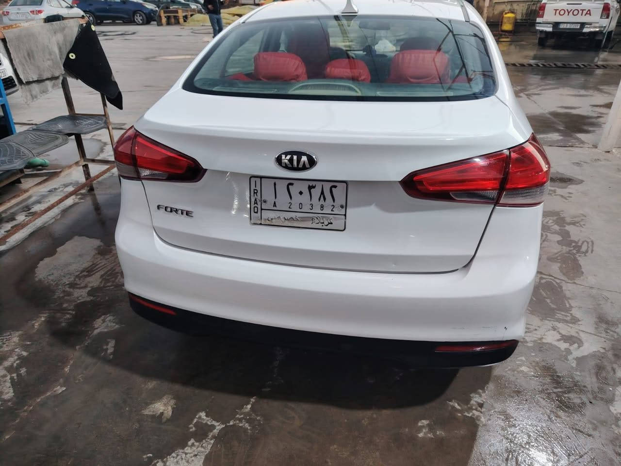 السلام عليكم
فورتي 17 امريكي ضربه بنيد وجاملغ الايمن بدون دواخل فول نضافه مكينه وكير خير من الله صدر امام وخلفي كله جديد سياره كاعده مابيها كل نقص مكاني سده الهنديه الشراي يتصل ع الرقم  *********** بي واتساب
