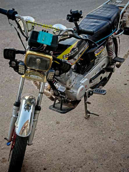 للبيع موديل 24 شرط المحرك ما مفتوح السعر 600وبي مجال للشراي الاتصال علئ الرقم***********
