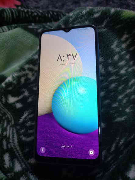 كلكسي A02 ذاكره 32 الجهاز نضيف مامفتوح كلو شغال فقط يفقد شحن السعر 35 مكاني موصل الايمن ***********
