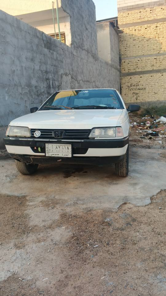 بيجو روى 2010 تبريد كهربائيات كلها شغاله مكينه وكير حلوات رقم بصره الماني سنويه منتهيه سعرها 17 وبيها مجال راعيها بلمعقل بس ماندله ورقمه راح مني ابيعلك كوم حديد لا تخابرني جوه ال15 مابيع سياره حلوه وبديها حلو وغرفتها نضيفه *********** البصرة, العراق
