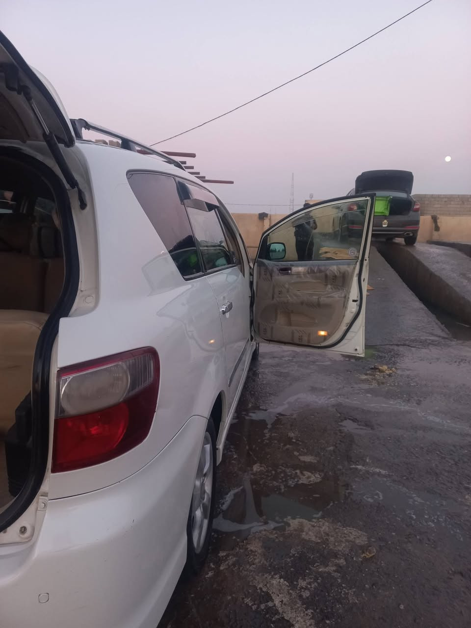 السلام عليكم 
تيوتا  أبصم  للبيع  أو المراوس موديل  2001 أصل منزل موديل وكامله  تحويل  مباشر رقم ميسان دولي   كفاله  مكينه  وكير جديد وكفاله  ضربه  وصبغ    ماعدا  بارد  قليل  بالجاملغ  الأمامي  
السعر  120$  وبيها  مجال  للشراي   
رقم الهاتف / ***********
