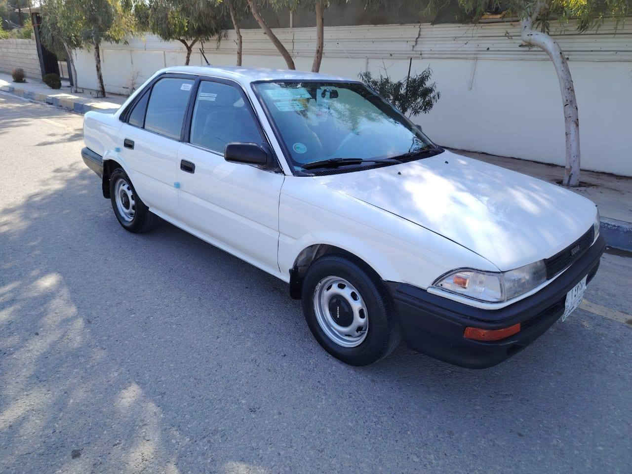 تويوتا كورلا 1990سنويه جديده رقم ألماني محرك كيرشرط صبغ عام بيها مكانات معجون شرط التحويل كابون بنزين. غيرمتواجد عل الفيس ***********
