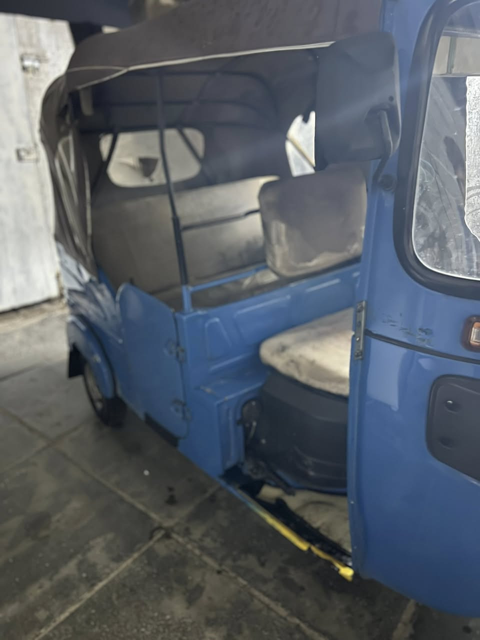 سلام عليكم تكتك 2021 نضيفه سعر 8مليون
مكاني بغداد مدينه الصدر ***********
