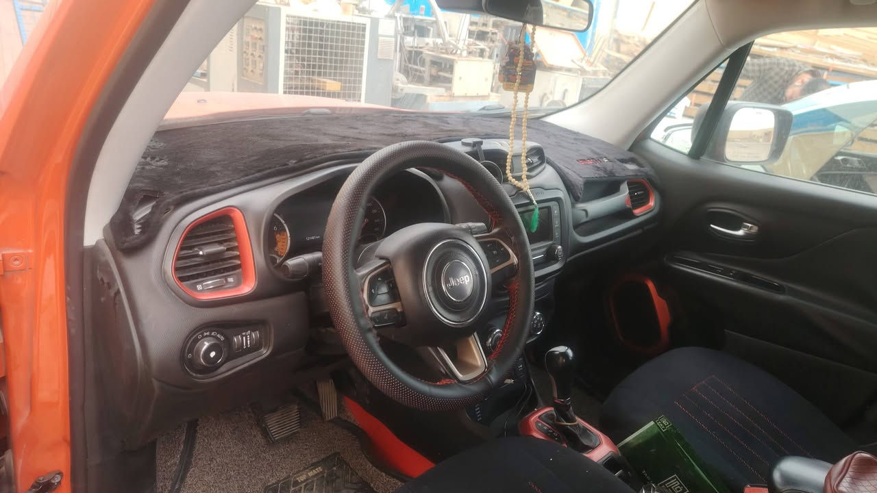 للبيع جيب ركينت ١٧ ماشيه ١٢٣٤٥ صبغ بنيد وجاملغ ايسر مراوس او بيع اي استفسار مكانه الكاضميه السعر ١١٥ اي استفسار ***********
