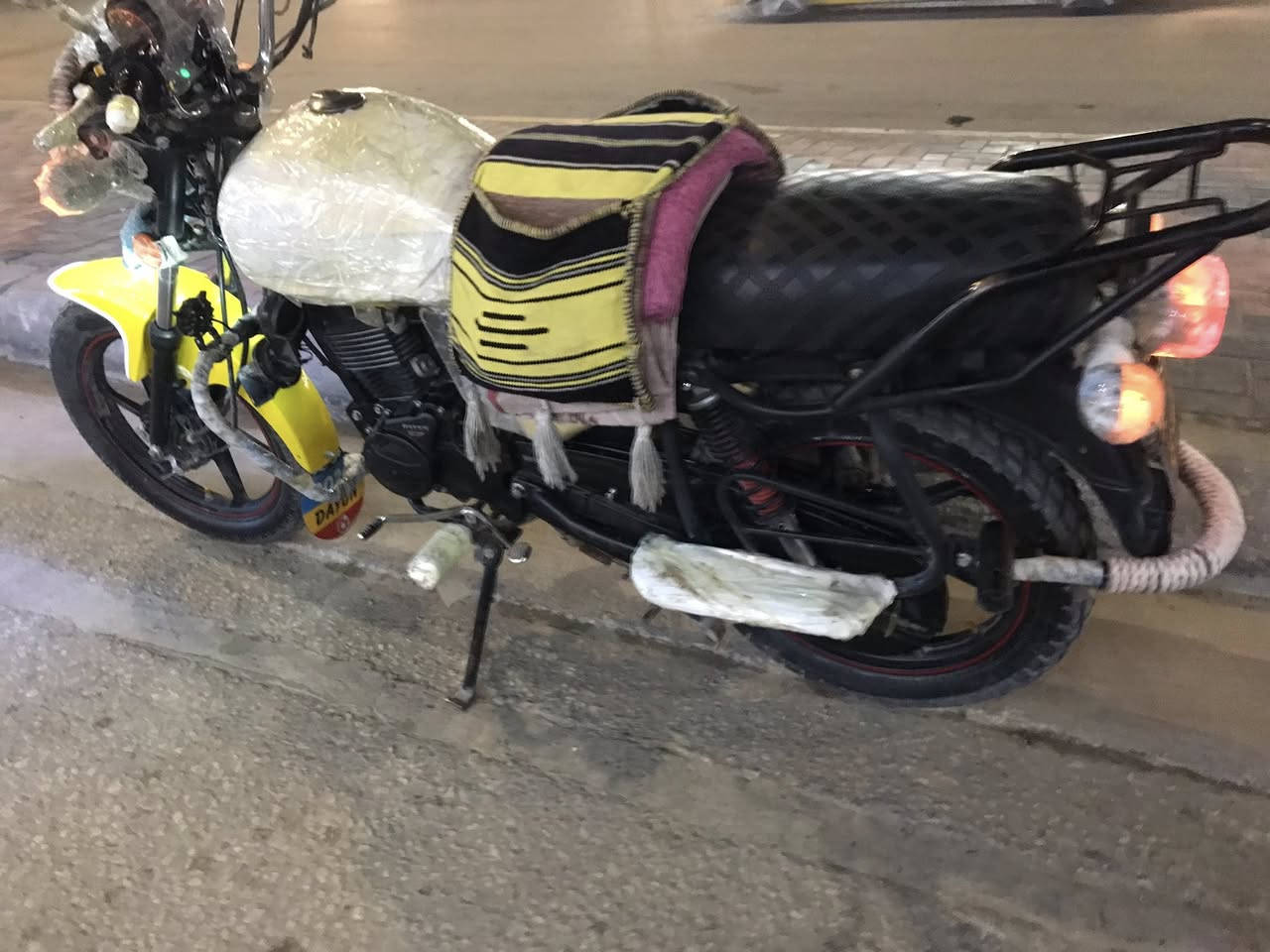 السلام عليكم البيع دراجة دايوان نفخ موديل 2024 اوراق الدراجه نضيفه مكان كربلاء البارون  السعر 1750 اوبيهه مجال ***********عل خاص
