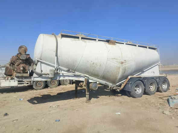 سلام وعليكم سايلو البيع يحمل ٣٧بل دج يلزم ٣٩موجود بل بصره قبله سوك جبير رايده ٩٠ وبي مجال انه مكلف بل نشره رقم صاحب سايلو *********** وجاهز تايرات نص عمر يشتغلن
