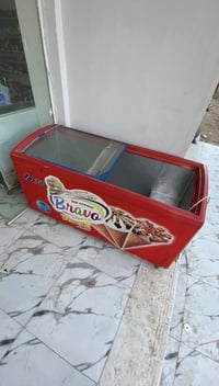 عارضة بطحية السعر 275 العنوان بغداد الدورة رقم 07838082829