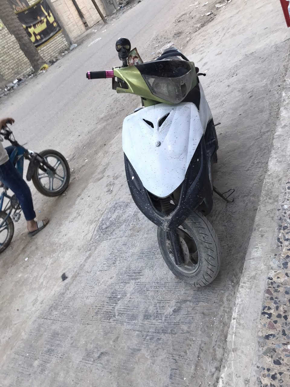 سلام عليكم دراجه ماكس البيع سعر 250 وبيه مجال مكان كاضميه شارع 60 *********** واتساب
