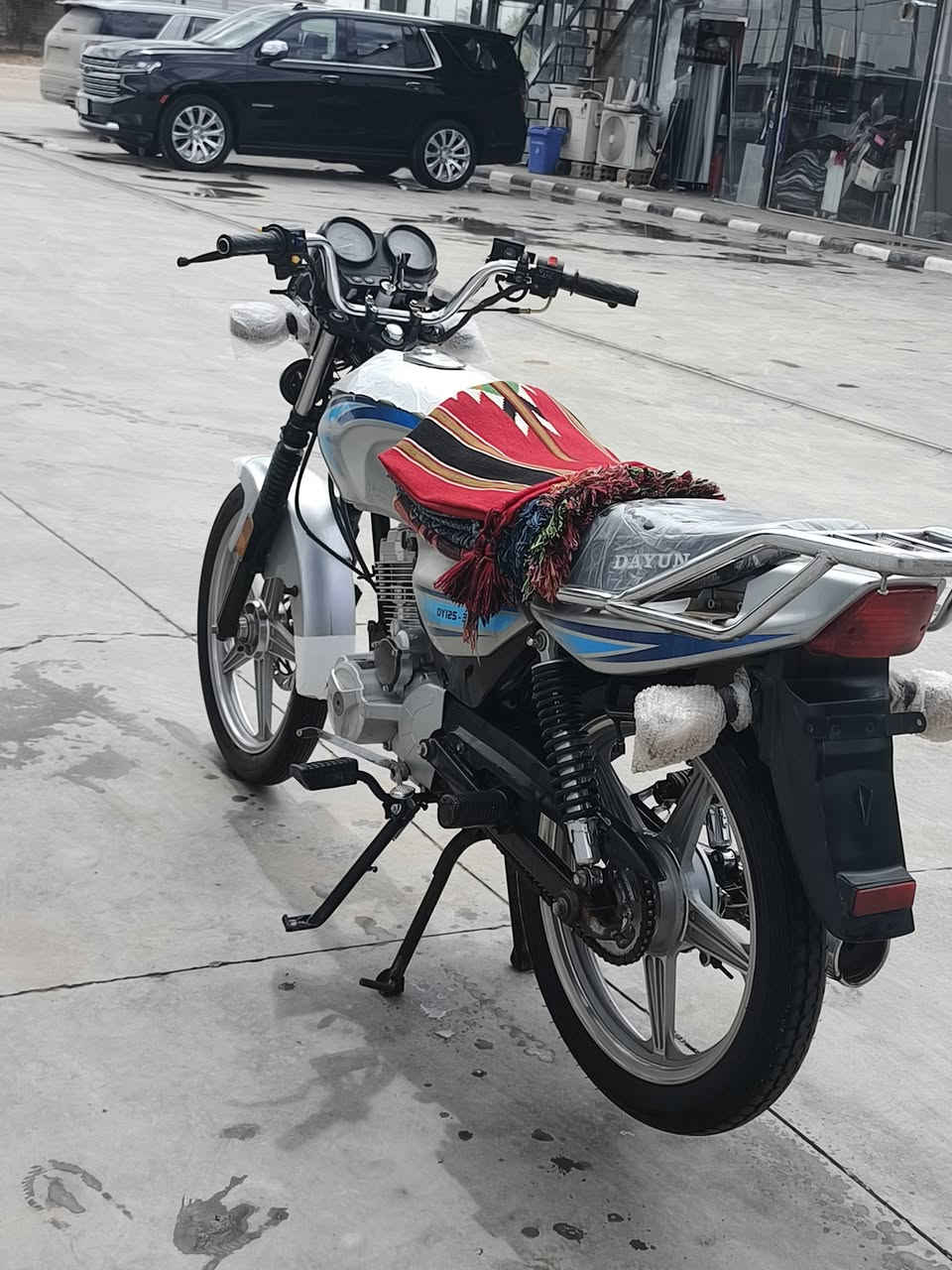 سلام عليكم ورحمة الله
دايون عضم موديل 21 اوراق ستنساخ
دراجه جديده برغي مامفتوح بيه
دراجه متروكه شلعه ومعدل خير من الله
السعر750وبيها مجال 
مكاني بابل المسيب سده الهنديه 
***********
