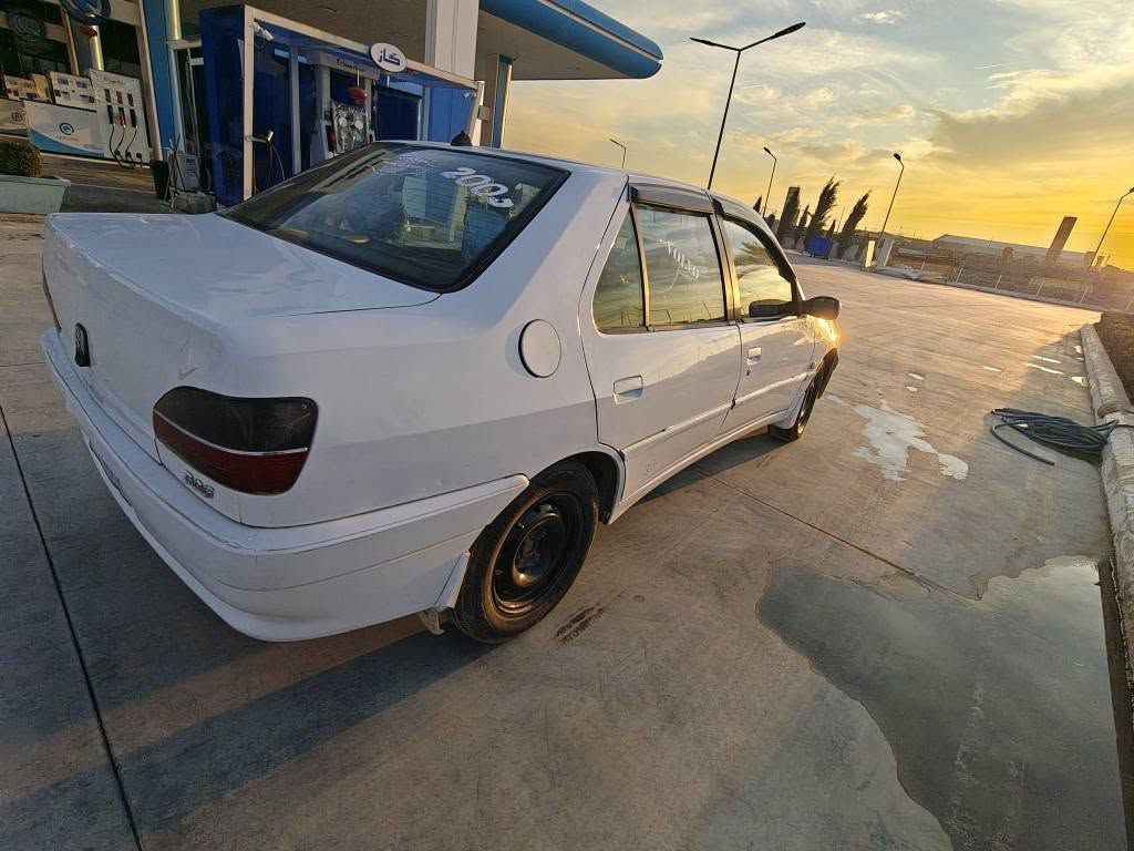 بیجۆ فەڕەنسی 306
مۆدێل2002،دەعم ولێدران وەرگەڕان موس وبڕاوە بەشەرت 
گێر مەکینەو تونندوتۆڵی بەشەرت ،کارە بایی بەشەرت 
سەیارەکەدووپارچەی پێشی بۆیاغە بێ ناوگرتن 
گەرمی وکارەبای ولایت وفڵچەوپاوەری بەشەرت 
چوارتایەی مناسبی لەژێرە ،نرخی15گەڵاومعامەلەیە
ناونیشان چوارقوڕنە 
***********ڤیبەرو وەتسئەپی لەسەرە رانية, السليمانية
