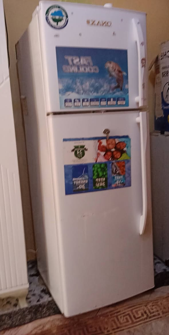 ثلاجه للبيع حجمه وسط  سعرة ١٠٠
والمكان الكوت الشهداء خلف ابو صادق المختار


**إذا كنت صاحب هذا الإعلان وتريد حذفه لأي سبب، رجاءا أرسل رسالة إلى الدعم الفني**