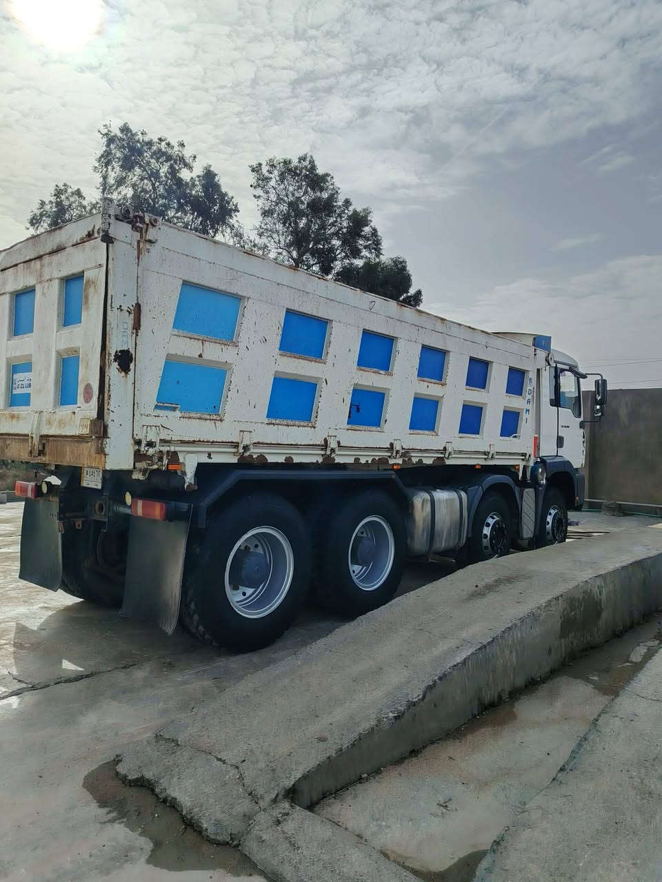 سلام عليكم مان تيكة للبيع 2003 مجموعه جيف تخم تاير سيار خير من الله بابهة نقص برغي كبل لشغل ***********(***********)
