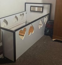 سعر تخت الأبيض 50 والأزرق 75 🌹07506730158