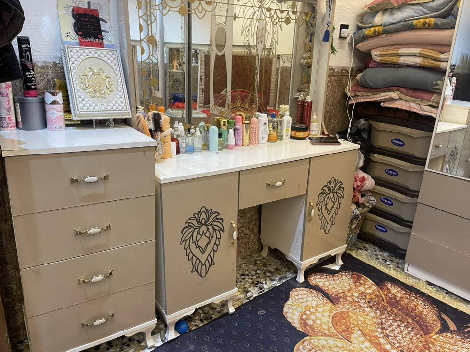 غرفه تركي للبيع السعر450وبيه مجال مكاني الكفاح *********** بي واتساب
