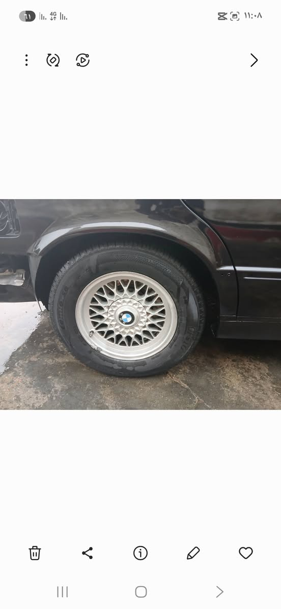 سلام عليكم 
ويل خليه اصلي 

مكفول من لحيم وعواج 

تايرات نص عمرهن

بيع او مراوس. M

سعر ٤٥٠ الف 

مكان الفلوجه 

***********
