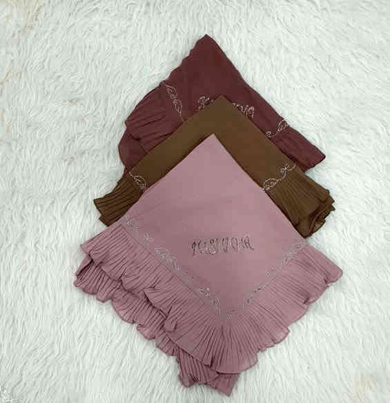 مستمرين بالبضاعه ماطول انتم ويانه 🤗🤗
🥰🥰🥰ويانه غير شيء 🥰🥰
كما عودناكم دائما وابدا ويه ازياء وكوزمتك باريس 🇲🇫🔥
وصول بضاعه جديده من شالات والربطات المدرسيه 
✅ ربطه صدر الحمام 
✅ شال جرجيت مع ساعه وسوار 
✅  شال تطريز
✅ ربطه تطريز 
✅شال قبعه 
✅ شال جورجيت ابو الكب
✅ شال جورجيت
✅ ربطات
✅سكارف
✅ كب قراصه 
✅ربطه جورجيت
✅ أنواع الشالات والربطات والشيلات
✅كب
✅ انواع الشيلات والشالات لون ابيض 
✅شال قطني 
✅ شال كشمير
✅ شال كشمير مموج 
✅ حجاب طباكات 
✅ حجاب اسود وابيض 
✅ ربطه ستن
علما الكميه محدوده
ارقى الموديلات الجديده 😍😍
للاستفسار او الاتصال على الارقام التاليه
احمد الفتلاوي / *********** واتساب 
يوجد خدمه توصيل مجاني داخل المجمع😊
يوجد خدمه توصيل لجميع المحافظات
العنوان مجمع حطين خلف نادي حطين مقابل علوان ♥️♥️
