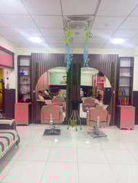 مركز متكامل • للبيع