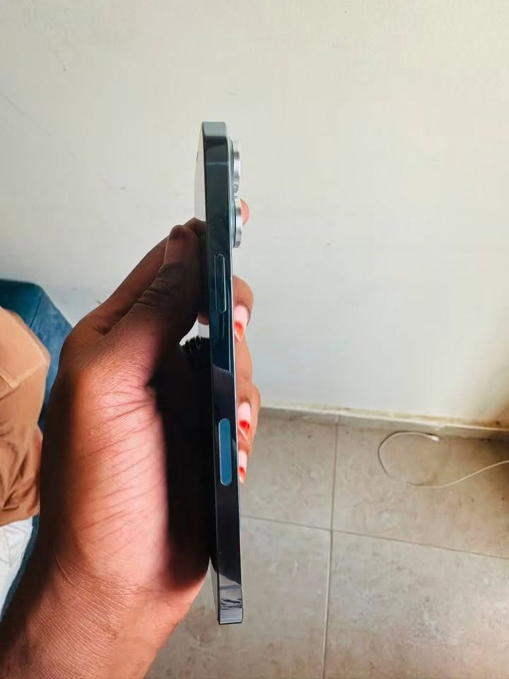 📱 للبيع - iPhone 13 Pro Max

🔹 اللون: بحري 🌊 

🔹 السعة: 256GB

🔹 النسخة: أمريكي 🇺🇸

🔹 مفتوح على جميع الشبكات SIM تك+ E SIM)

🔹 صحة البطارية: 96‎%‎

🔹 الحالة: نورمال 100%، الجهاز نظيف وضع الشركة 

🔹نموذج M

💰 السعر المطلوب: 800,000 دينار عراقي وبي مجال بسيط 

للاستفسار اتصل عل رقم ***********

