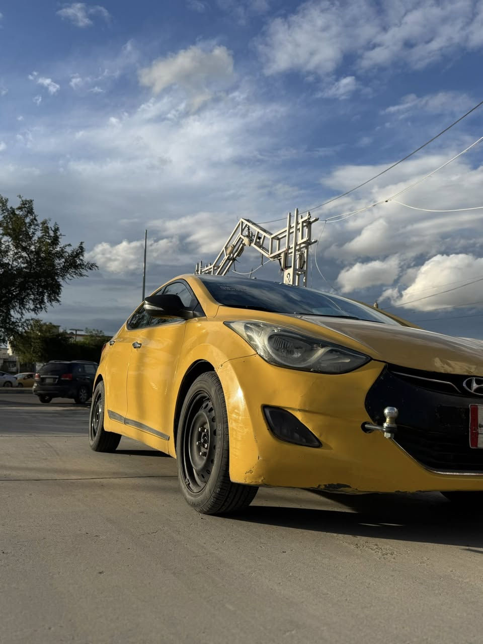 النترا
موديل ٢٠١٣ 
محرك ١٨  امريكي 
رقم بغداد شرط الوكاله والتحويل 
مكينه وكير شرط 
تبريد تدفئه شغال 
تحكم استيرن 
طخم تاير جديد 
طخم السيارة جديد 
السعر ٩٦ ورقه 
مكان السيارة موصل التواصل الاتصال برقم ***********
