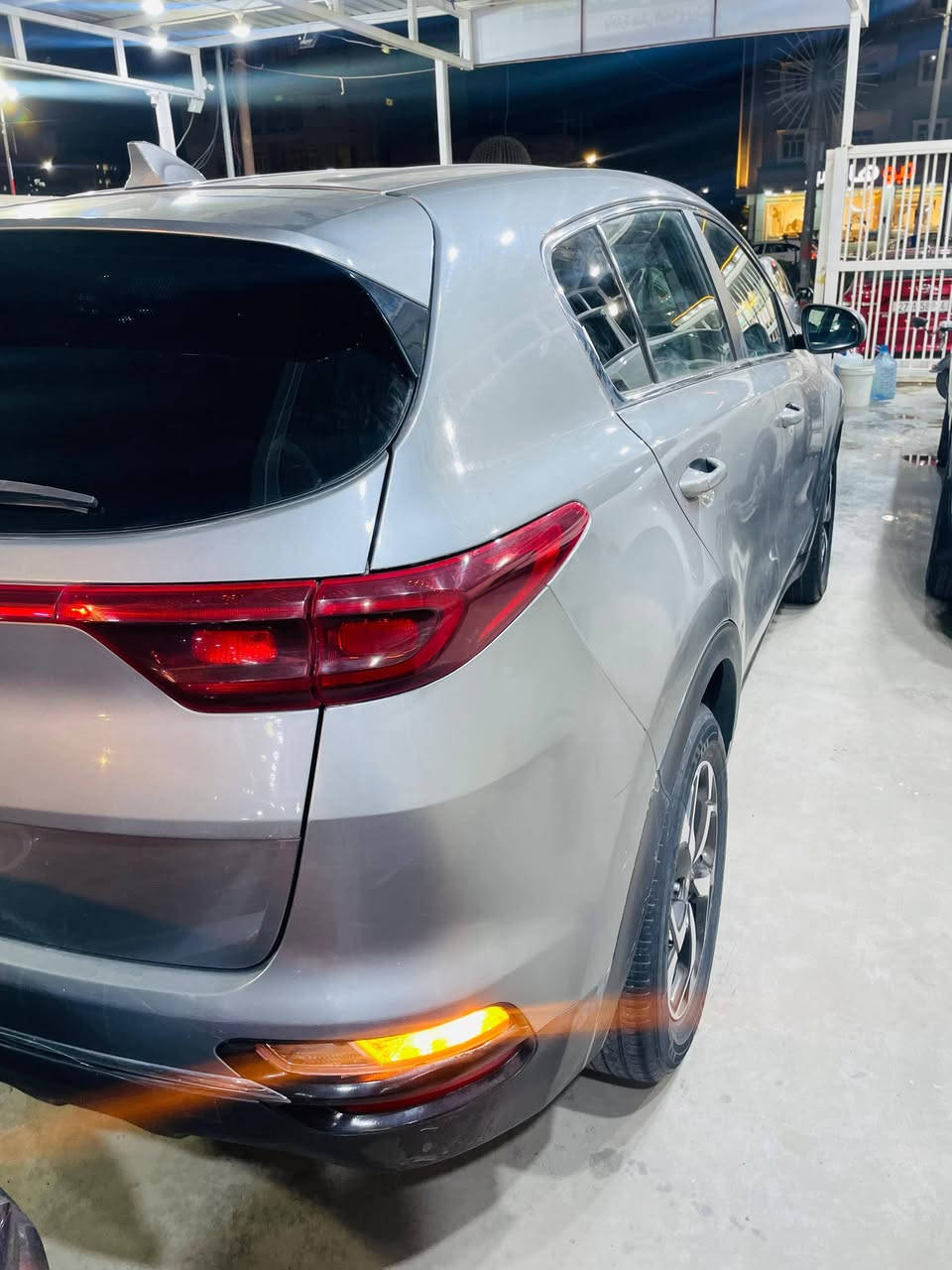 سلام عليكم كيا سبورتج موديل 21 ورد امريكي بيه قطعتين صبغ بدون تبديل بدون شاصي رقم مثنئ حره تحويل ثاني يوم السعر 165 وبيه مجال *********** او ***********
