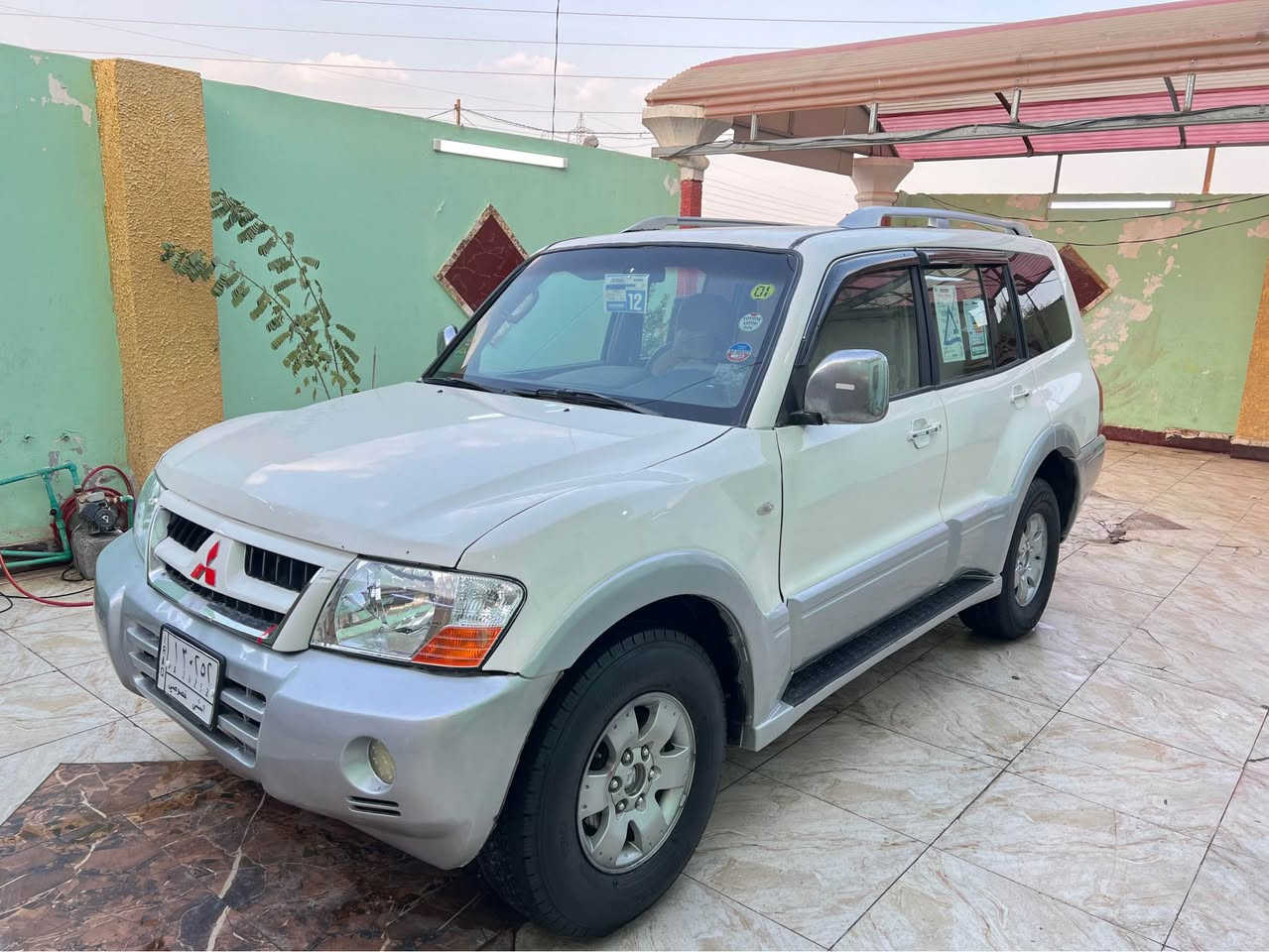 السلام عليكم للبيع باجيرو مديل 2005 
لون ابيض مكينة وكير بلاد كفالة حدادة تخم تاير ويل كب جديد كهـربائيات شغالة  رقم مثنى مشروع وطني تحويل مباشر كفالة من الكص والنقل والضربة سيارة جاهزة العنوان البصرة الزبير السعر 72 قفل 
*********** الزبير, البصرة
