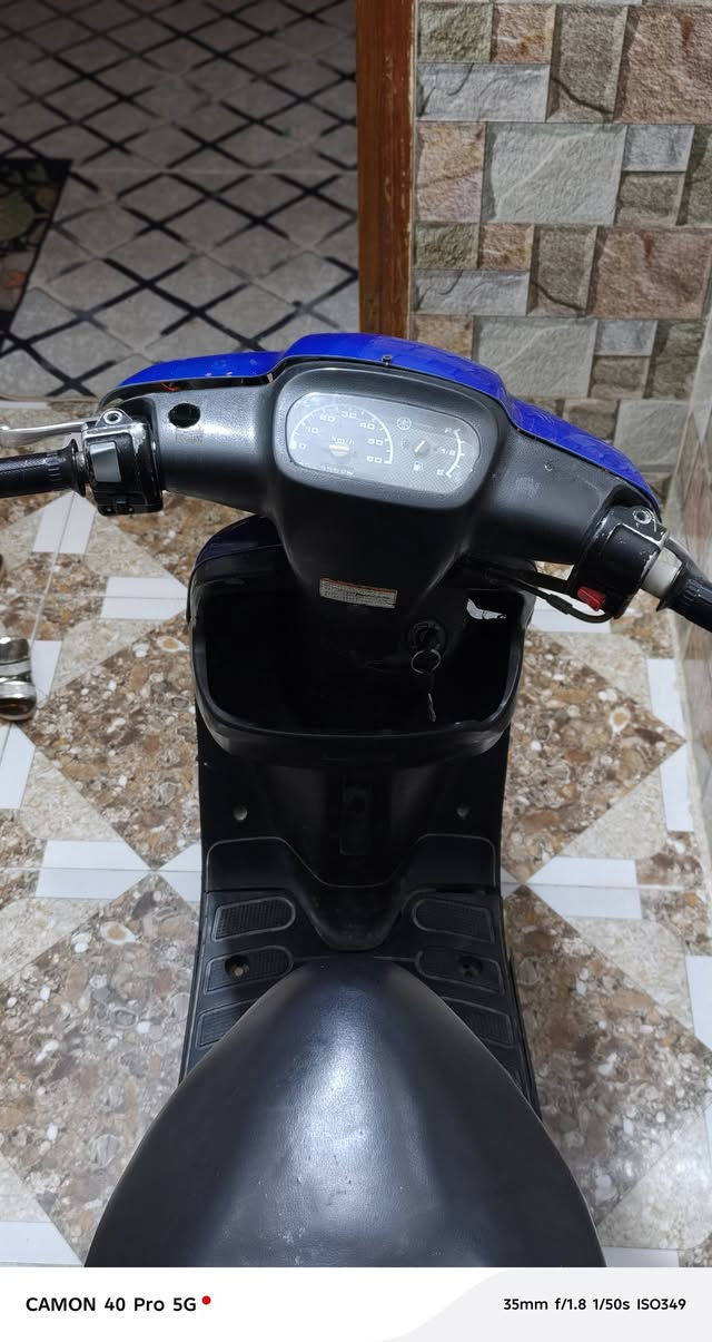 السلام عليكم دراجه بترا للبيع النقص اللي بيها باتري تشتغل سلف عنوان ناصريه مركز ومراوس اراوس قول للبيع***********/300
