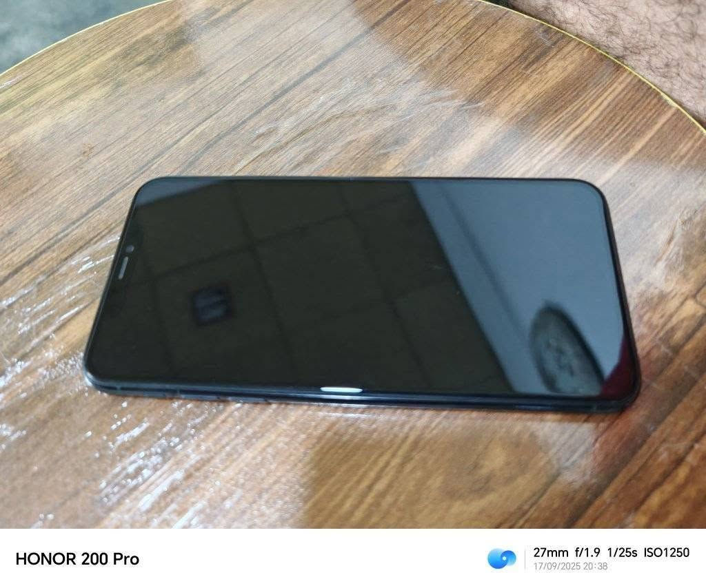 ايفون 11 برو ماكس دبل شريحة ذاكرة 256 كارتون
جهاز مال جناي على ايدي اول ما نزل كارتون ماخذة بس مبدل بطارية بعدها جديدة نظافة فول السعر 350 بي مجال ***********
