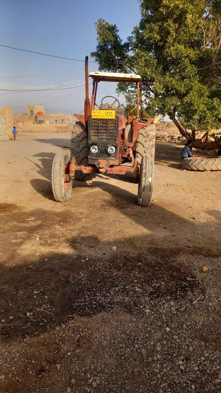 يالله خوان سلام عليكم بلاروس نظيف لبيع معه لمعدات لبيع رقم ***********   ،،***********٥ وسنويه  كير اكسن محرك كفاله عامه  تايرات نظاف  مكينه خير من الله كهربايات  مكينه   شد وكرب  ليريد نظيف يتصل وتساب خاص  عله لخط  لمكان لناصريه لصلاح
