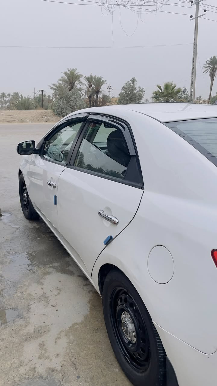 السلام عليكم
سيراتو  للبيع
المديل 2011
فول مواصفات عده البصمه
فتحه
اشاير بلمري
مري شفط
وشفتات 
تبريد بيانو
مكينه وحداديه جديده 
العنوان كربلاء 
السعر 88وبيها مجال قليل
الرقم:***********
