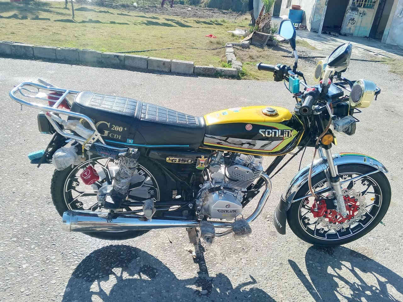 للبيع موديل ٢٥ اخو زيرو محرك ٢٠٠
جاهزه كل شي ما بي نقص شغل واطلع 
سعرها ٦٥٠ قفل دينار ما ينزل 
مكان تكريت 
للاستفسار ***********
