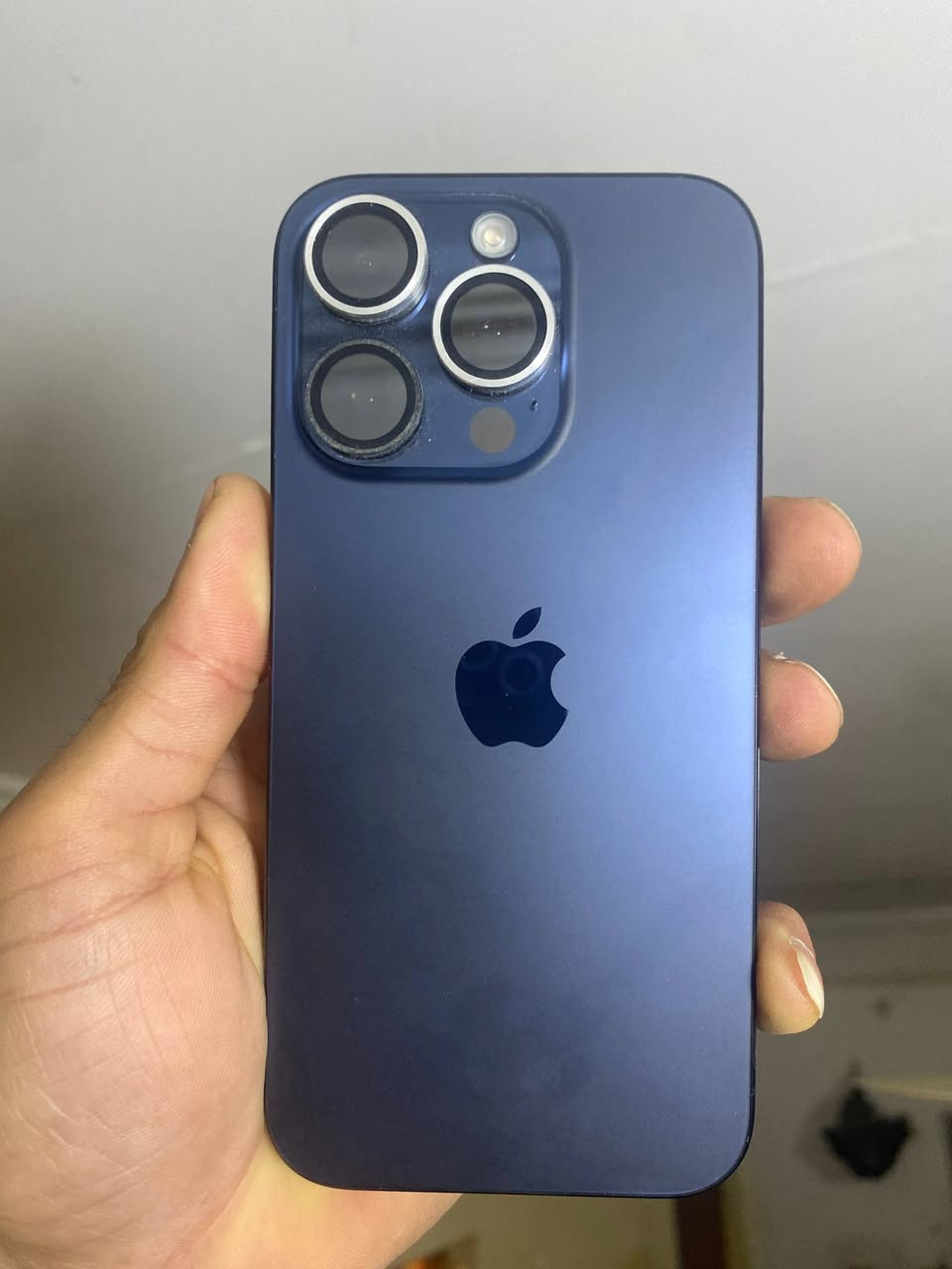 موبايل للبيع آيفون 15برو التفاصيل داخل الصور السعر 850وبيه مجال  شريحه الكترونيه
رقم وتساب فقط ***********
