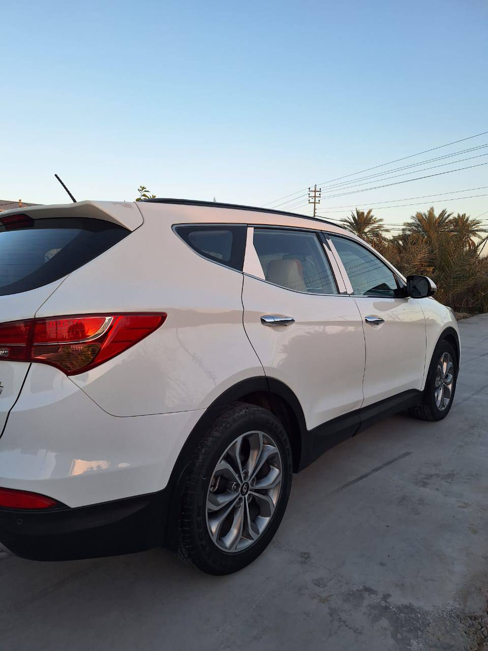 للبيع 
سنتافي خليجي 2015 مكفول من الصبغ والضربه يها ملاحضات بسيطه
رقم بابل 
السنويه لغايه 2027
ماشيه 147
 مكان السياره
النجف  المناذره 
 
السعر 175 بيها مجال
 
***********
