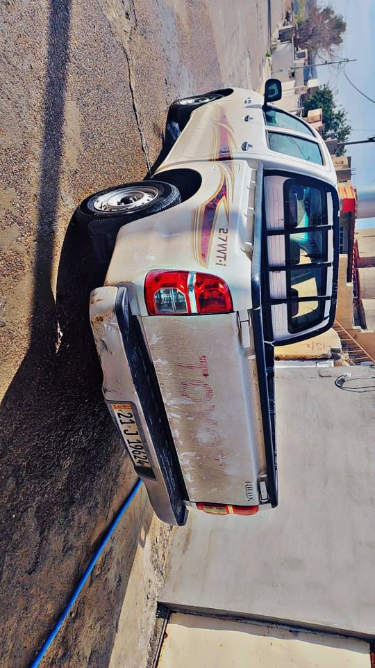 تویوتا مەرزیە بۆ فرۆشتن........

مۆدێل 2011......
مواصەفات 
ناوسور گێرعادی .شاشە ئایپات
بۆیاغ
تەنها جەمالغێکی گۆڕاوە ولەگەڵ دەرگای بۆدێکەی بۆیاغە.
سیارەکە بەناوی خۆمەوەیە.سنەوی و ڕەقەمی تازەیە
مەکینەی نەکراوەتەوە .گێڕو مەکینەو تەبرید بەشەرت 250دینار مەسرەفی تێدانییە
کۆبۆنی بەنزینی هەیە
شرط
تەحویل .غرامە .وکالە بەشەرت.
شوێن قەرەهجیر
***********________***********

تێبینی//گۆڕینەوە ناکەم. كركوك, العراق
