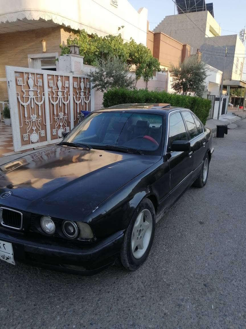 مؤدئل ١٩٩٠ برانه وه و وه ركه راني به شه رت بشت و بئشي جه مبي به قوه تي نيه فول فوله به س كئر حاديه ٥٢٥سه حري ٤٢ وه ره قه يه ١٥وه ره قه خرامه ي له سه ره باش ماحمه له خرامه وه رده كريه وه له هه ولئرم *********** به ناو كردن و وه كاله به شه رته أربيل, العراق
