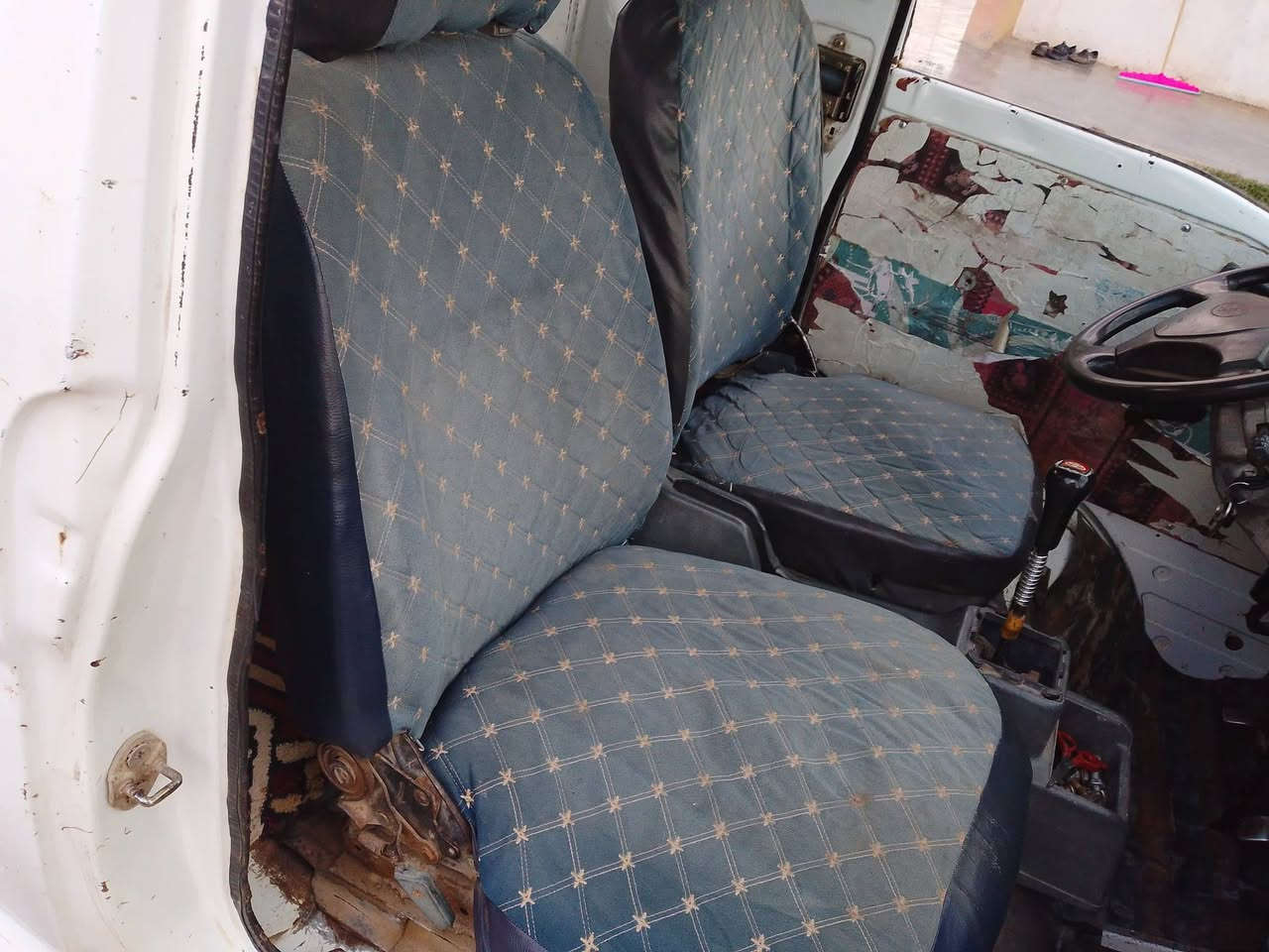 السلام عليكم فاو للبيع موديل 2007 منفيس محرك معمر جديد كير شرط اكسن شرط كهربائيات كلها شغاله كيج بانزين كيج حماوه كيج سرعه كلها شغاله شرط ربع ما تصرف عليه المكان الشرقاط قريه شكراً رقم الهاتف خاص ما جاوب ***********
