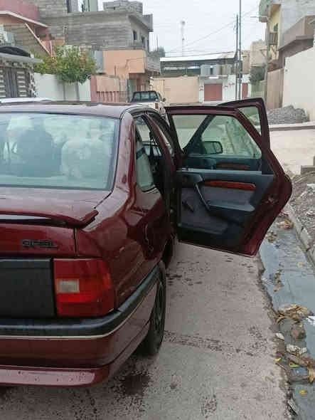 فكتره أوبل حجم 16سنويه عظم مشروع وطني محرك كير شرط كير  سياره مابيها صبغ  بس الدوائر والدوسات سياره نظيفة شرط الوكاله والتحويل لااستفسار 
***********
